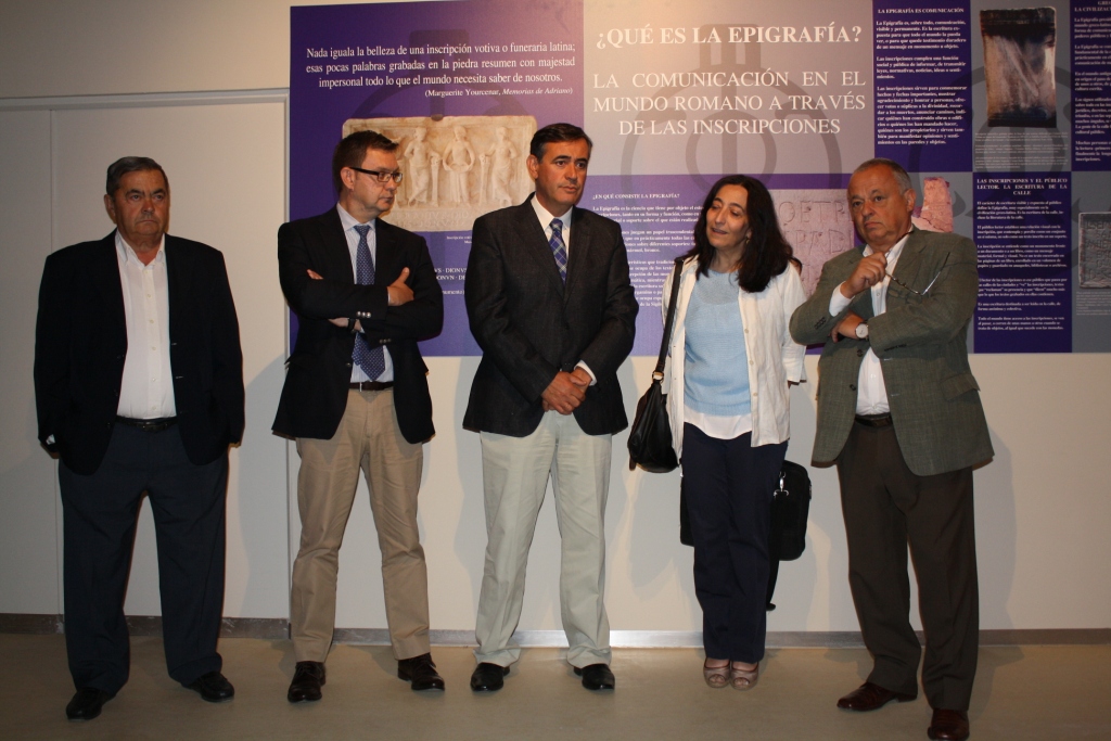 EXPOSICIÓN ¿QUÉ ES LA EPIGRAFÍA? ORGANIZADA POR EL INSTITUTO CASTELLANO Y LEONÉS DE LA LENGUA EN COLABORACIÓN CON LA DIPUTACIÓN PROVINCIAL DE SORIA EN EL MUSEO DE LAS VILLAS ROMANAS DE CUEVAS DE SORIA